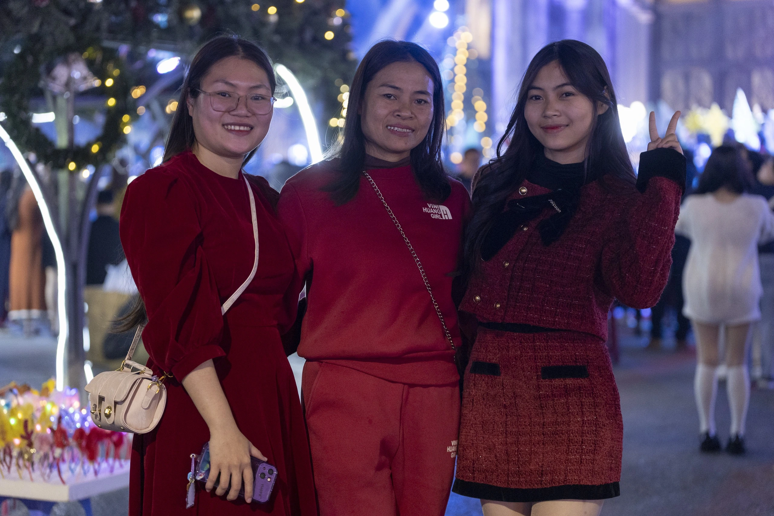 Nhà thờ lung linh trước đêm Noel