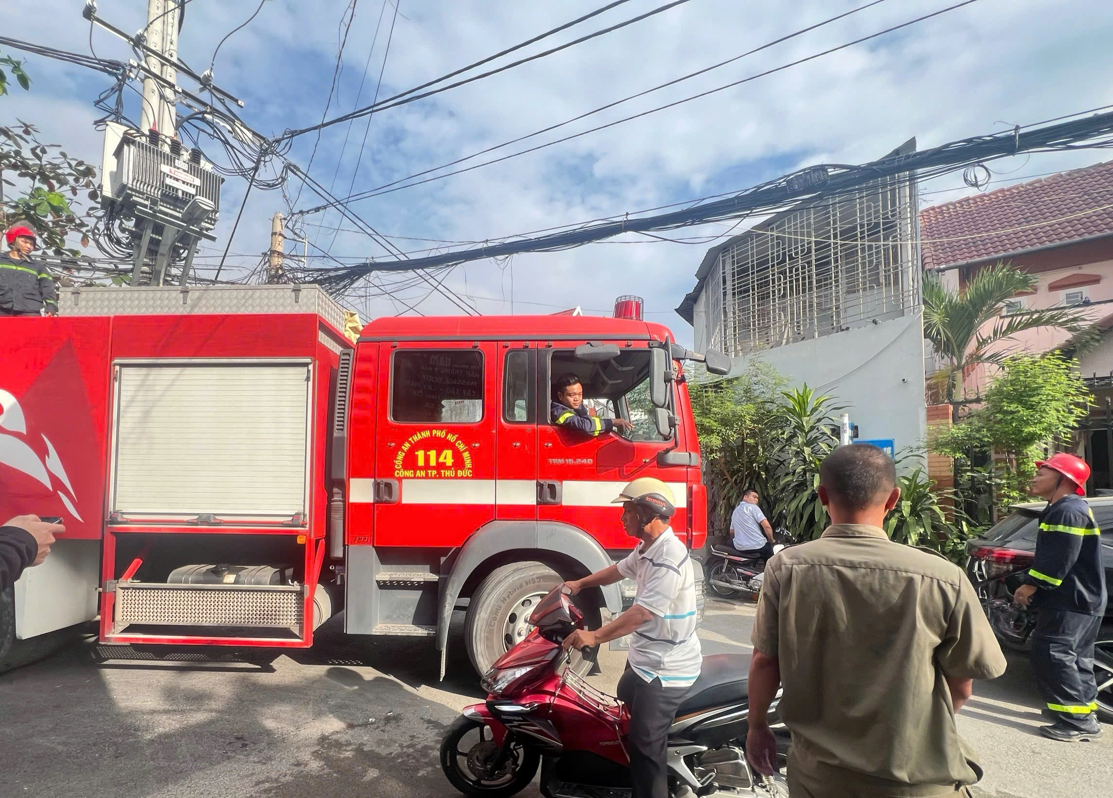 Cháy nhà ở Thủ Đức, ghi nhận có thương vong