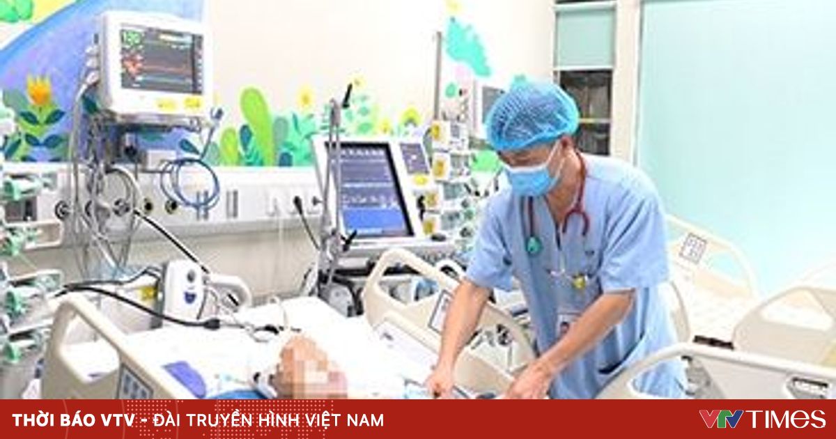 Cứu sống bệnh nhi bị dập phổi, chấn thương tim do tai nạn giao thông