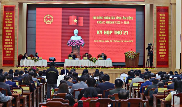 Vì sao năm 2024 Lâm Đồng chỉ thu hút được 3 dự án đầu tư? Vì sao năm 2024 Lâm Đồng chỉ thu hút được 3 dự án đầu tư?
