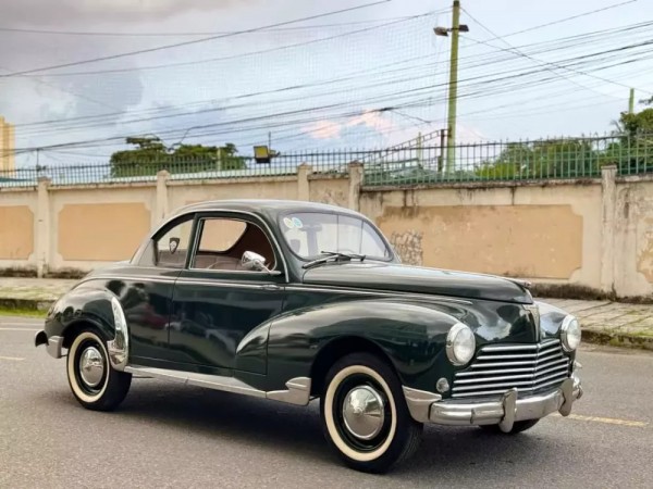 Xe hiếm Peugeot 203 Coupe A Vendre 1954 tại Việt Nam