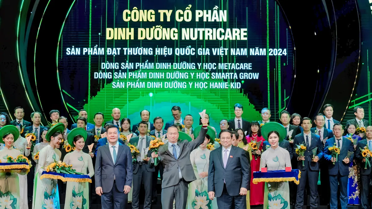 Nutricare đạt TOP 100 Sao Vàng đất Việt, từ giấc mơ dinh dưỡng tới thương hiệu tầm vóc quốc gia - Ảnh 4.