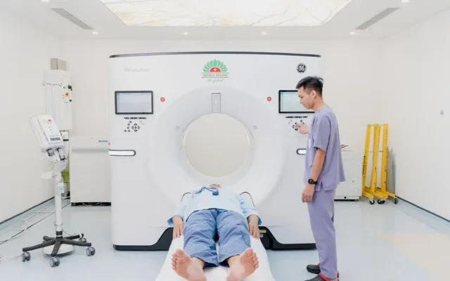 Phát hiện phù tủy xương nhờ chụp CT 2560 lát cắt - Ảnh 2. Phát hiện phù tủy xương nhờ chụp CT 2560 lát cắt - Ảnh 2.