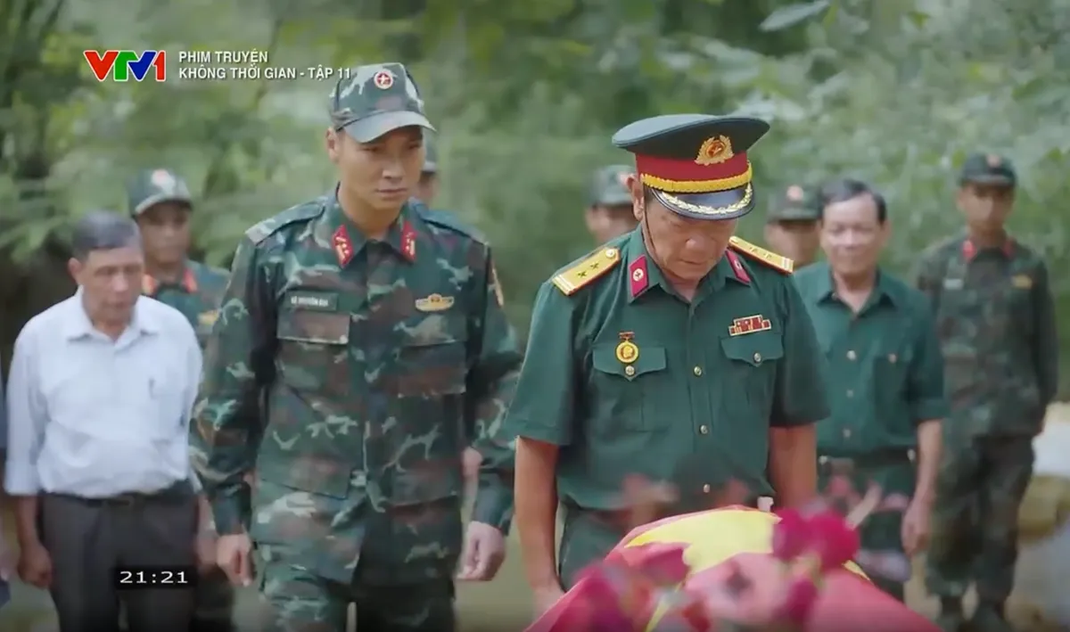 Không thời gian - Tập 11: Đại nghẹn ngào khi nghe bố kể về sự hi sinh - Ảnh 3. Không thời gian - Tập 11: Đại nghẹn ngào khi nghe bố kể về sự hi sinh - Ảnh 3.