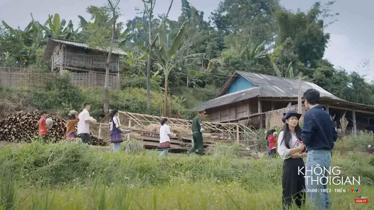 Không thời gian: Cô giáo Tâm bất ngờ gặp lại Trung tá Đại - Ảnh 5.