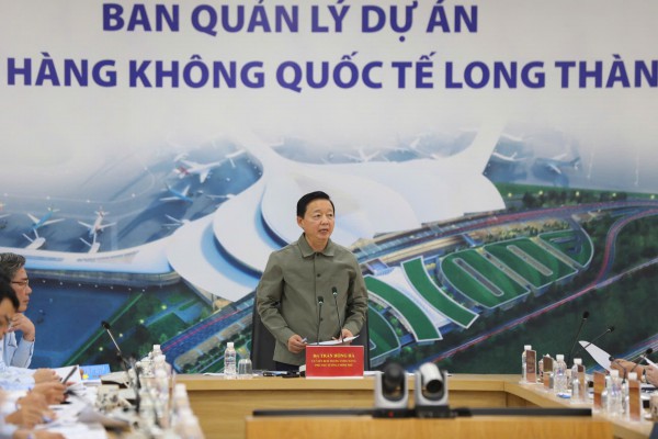 Phó thủ tướng Trần Hồng Hà kiểm tra tiến độ dự án sân bay Long Thành Phó thủ tướng Trần Hồng Hà kiểm tra tiến độ dự án sân bay Long Thành