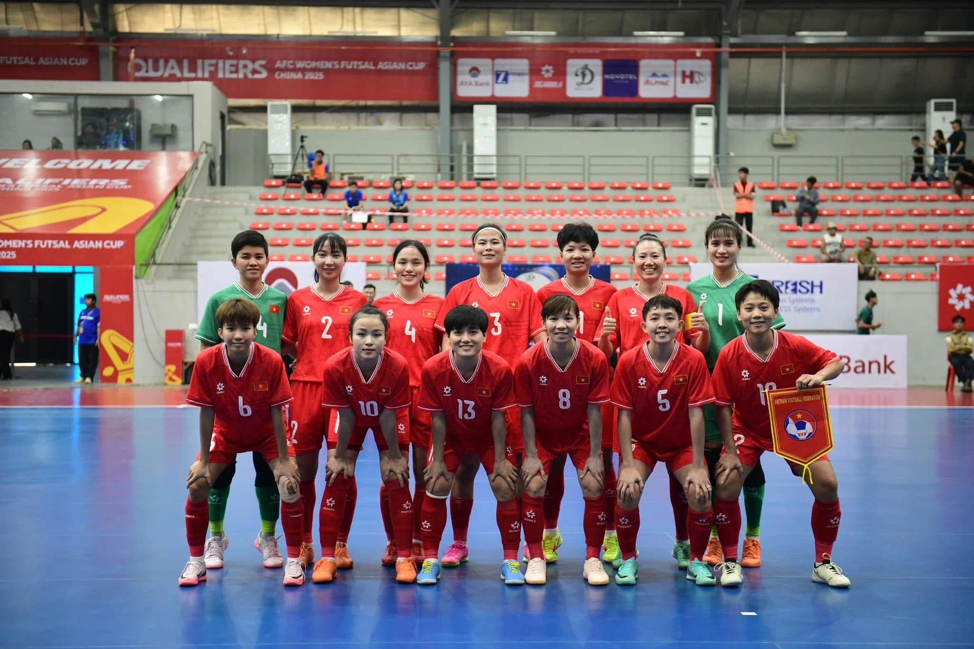 Thi đấu kiên cường, đội tuyển futsal nữ Việt Nam thẳng tiến vào VCK châu Á