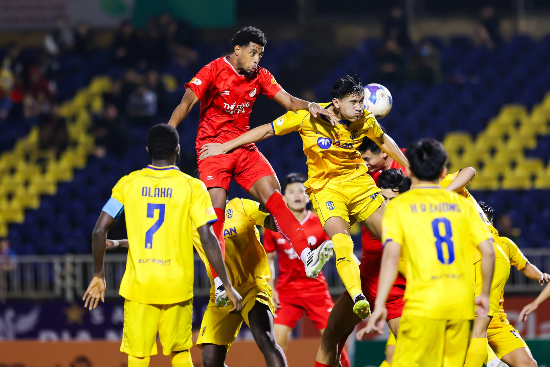 Lịch thi đấu vòng 11 V-League hôm nay: Tiến Linh và Bình Dương dễ gieo sầu cho SLNA