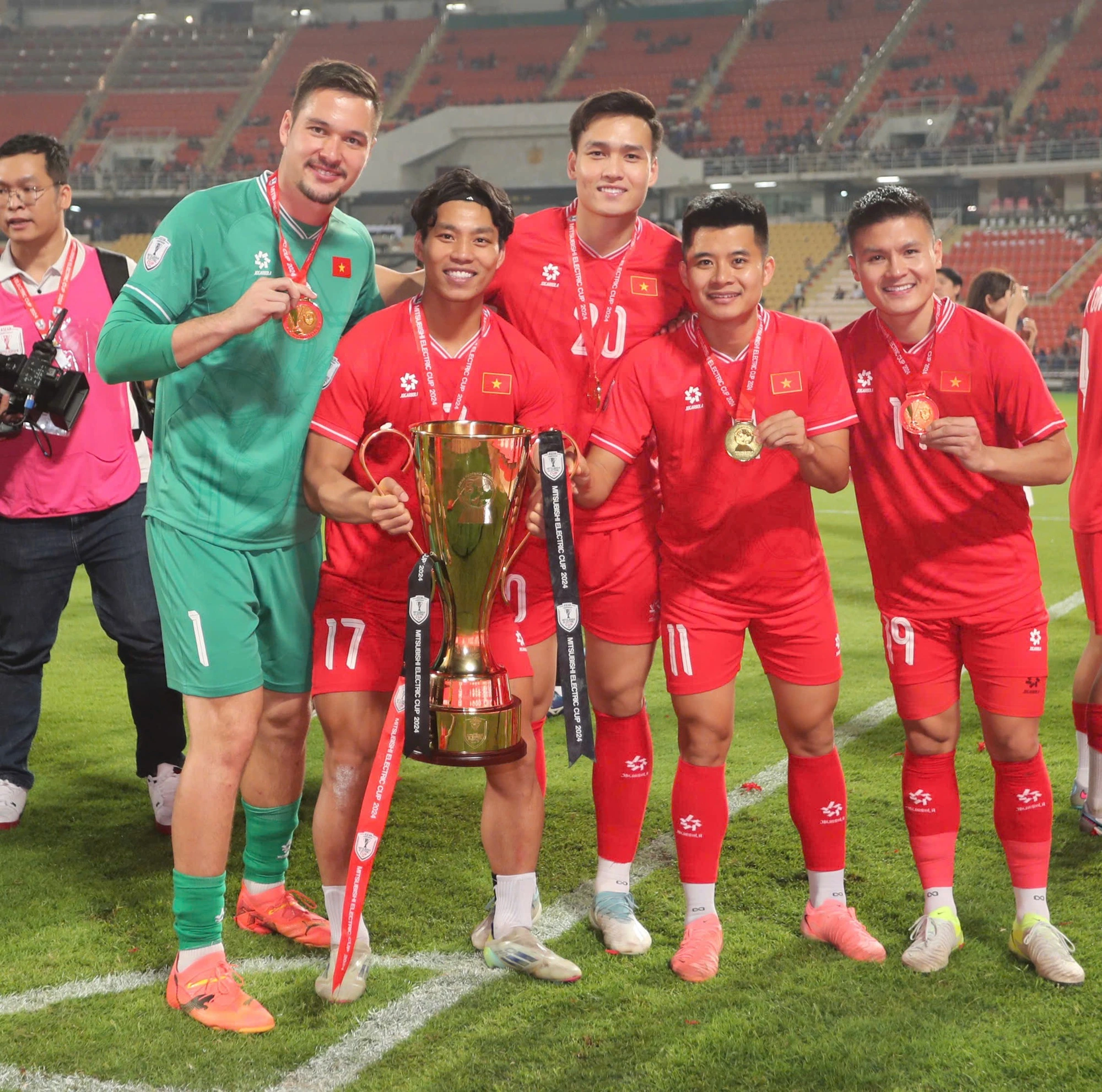 Hậu AFF Cup 2024: Đội tuyển Việt Nam được thưởng 42 tỉ đồng, chia thế nào?