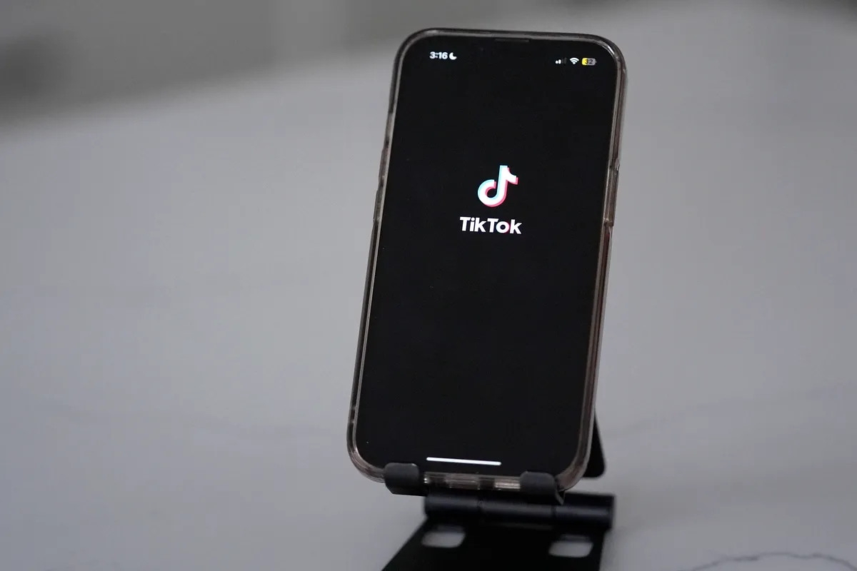 Từ Elon Musk đến MrBeast: Ai có thể mua lại TikTok? - Ảnh 1. Từ Elon Musk đến MrBeast: Ai có thể mua lại TikTok? - Ảnh 1.