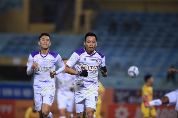 CLB Hà Nội nhận cú hích đặc biệt trước lượt về V-League: Được rót 18 tỉ đồng