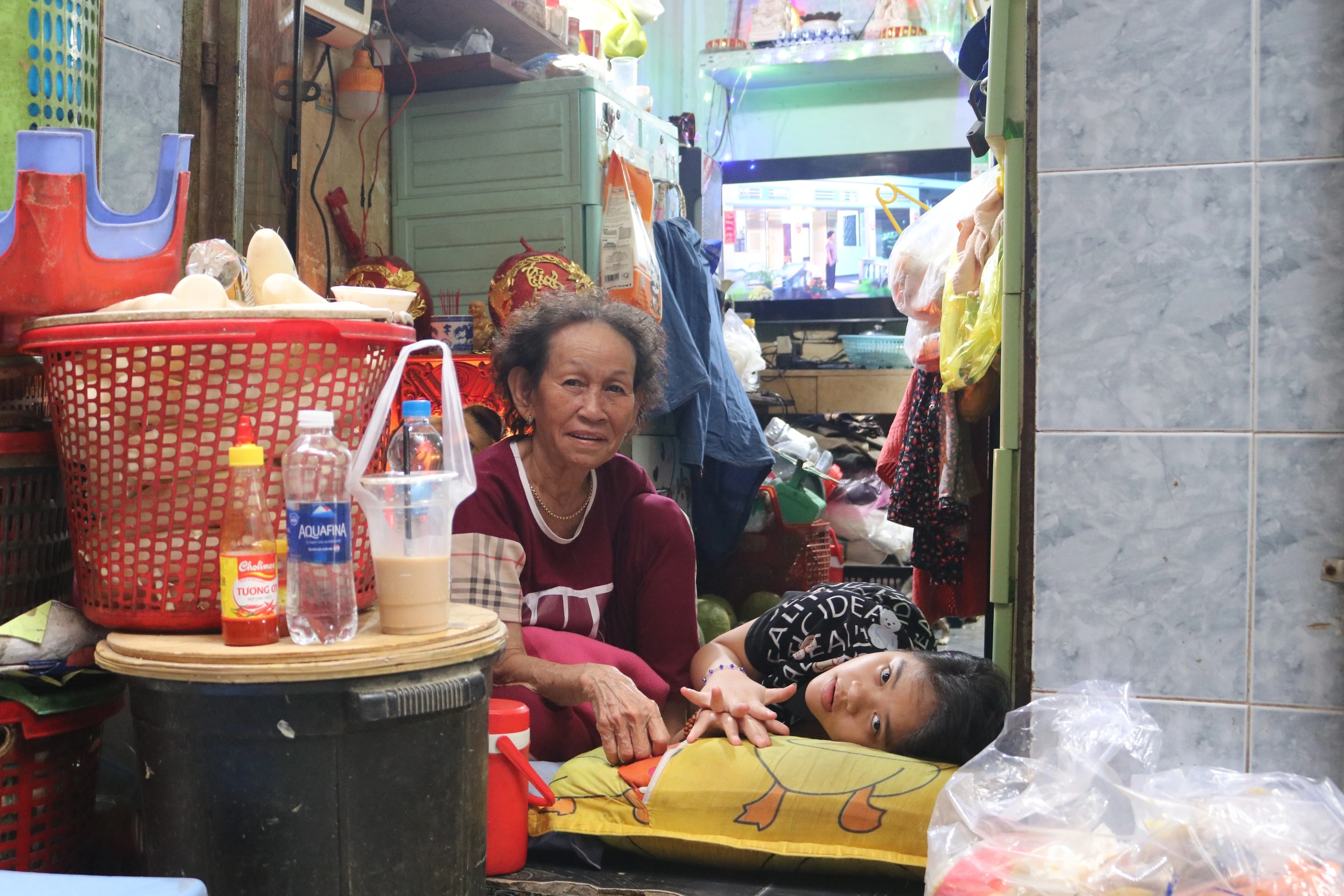 Hẻm ‘giang hồ’ Mả Lạng ở TP.HCM, nơi không sợ trộm cắp chỉ sợ thiếu ngủ Hẻm ‘giang hồ’ Mả Lạng ở TP.HCM, nơi không sợ trộm cắp chỉ sợ thiếu ngủ