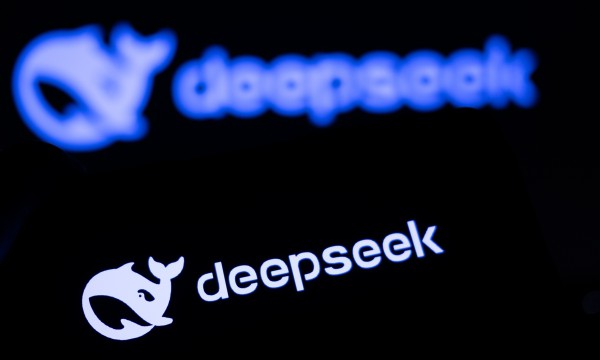 DeepSeek - Bom tấn bùng nổ cuộc đua công nghệ tương lai