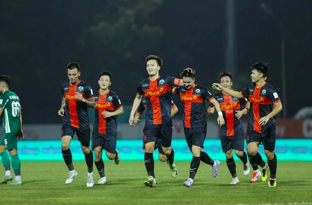 Hoàng Đức ‘tăng ga’, bỏ xa Công Phượng: Đã biết ai sẽ thăng hạng V-League?