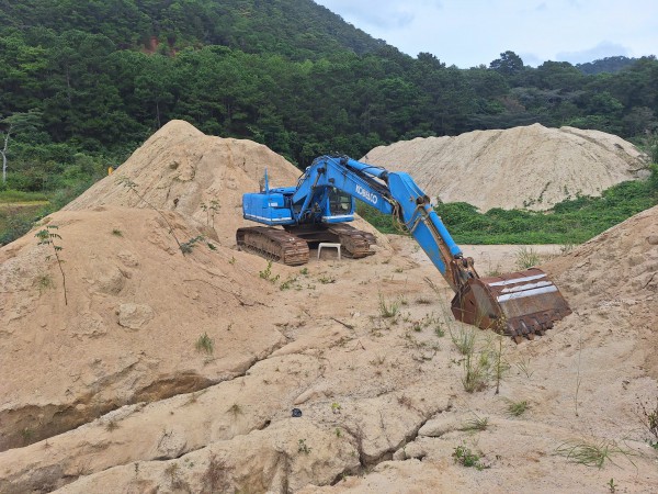 Kiểm tra toàn diện hoạt động tận thu khoáng sản tại hồ thủy điện Đồng Nai 3 Kiểm tra toàn diện hoạt động tận thu khoáng sản tại hồ thủy điện Đồng Nai 3