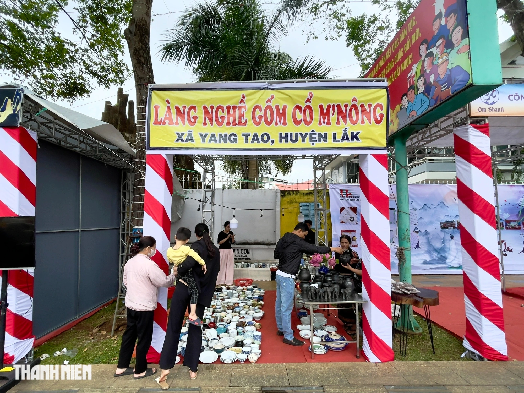 Hàng ngàn người về Buôn Ma Thuột dự lễ hội cà phê