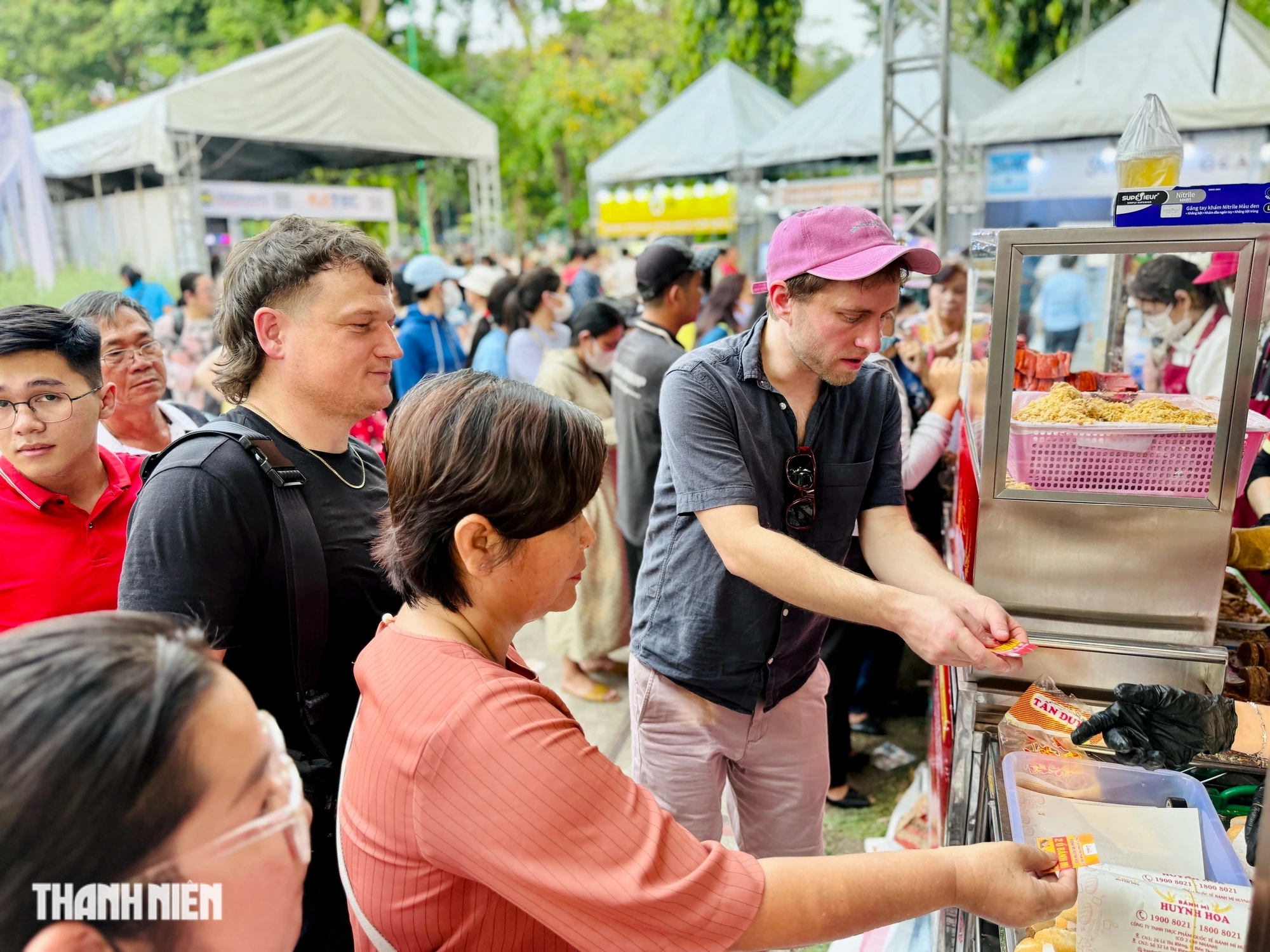 Lễ hội bánh mì Việt Nam ở TP.HCM đông nghẹt thực khách