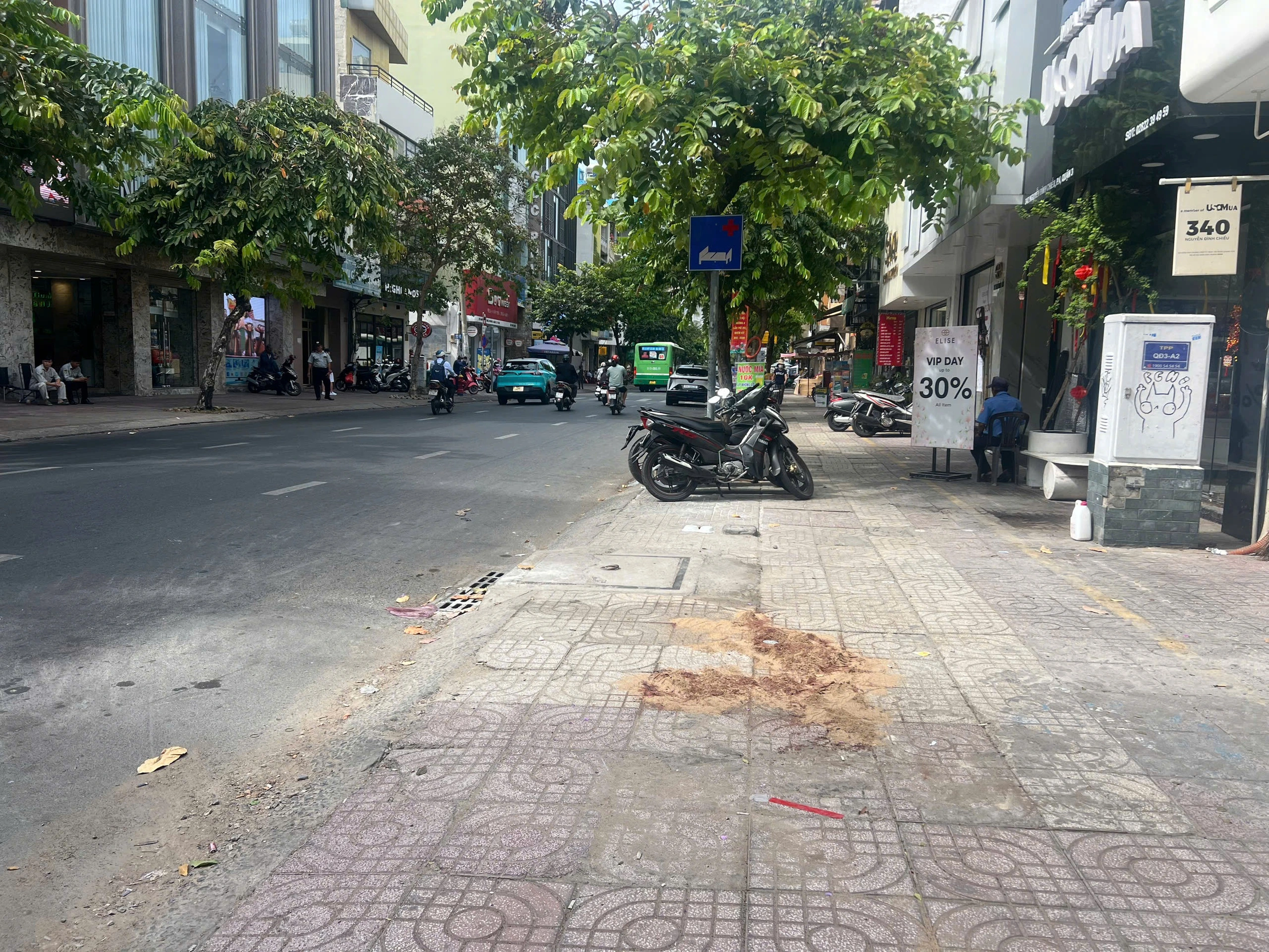 Đuổi đánh nhau ở Q.3, một người tử vong tại chỗ Đuổi đánh nhau ở Q.3, một người tử vong tại chỗ