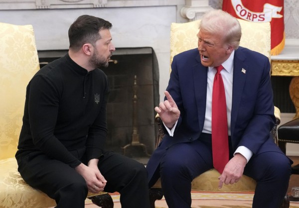 Ông Trump và Zelensky lớn tiếng cãi vã ngay tại phòng Bầu dục