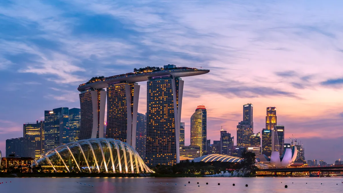 Trải nghiệm đảo quốc sư tử Singapore dễ dàng ngay hôm nay với khuyến mãi vé 0 đồng của Vietjet - Ảnh 2. Trải nghiệm đảo quốc sư tử Singapore dễ dàng ngay hôm nay với khuyến mãi vé 0 đồng của Vietjet - Ảnh 2.