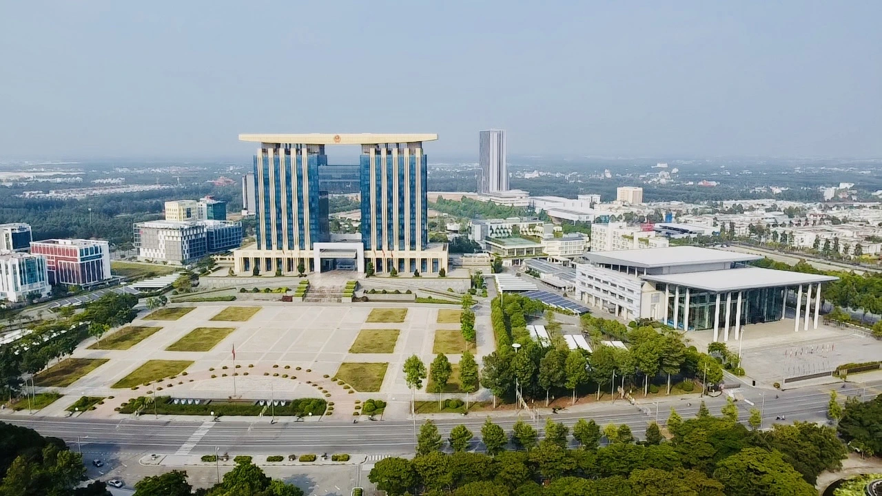 Các huyện, thành phố trực thuộc Bình Dương: TP.Thủ Dầu Một khang trang, giàu có nhất tỉnh