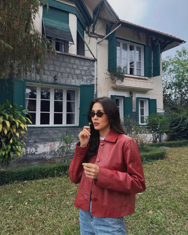 Những mẫu áo khoác giúp bản phối vào mùa hè thêm phong cách Những mẫu áo khoác giúp bản phối vào mùa hè thêm phong cách