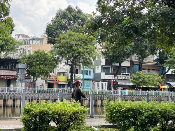 Sống ở TP.HCM: Đường Trường Sa, Hoàng Sa ‘sinh đôi’ giữa lòng thành phố
