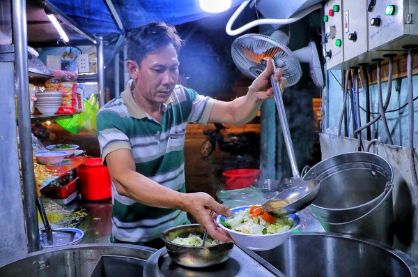 Hẻm bán món chay 'độc nhất' TP.HCM: Chuyện 'lạ' xảy ra sau gần nửa thế kỷ Hẻm bán món chay 'độc nhất' TP.HCM: Chuyện 'lạ' xảy ra sau gần nửa thế kỷ