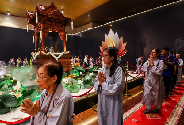 Lịch chiêm bái xá lợi Phật ở Việt Nam sau đại lễ Vesak 2025 Lịch chiêm bái xá lợi Phật ở Việt Nam sau đại lễ Vesak 2025