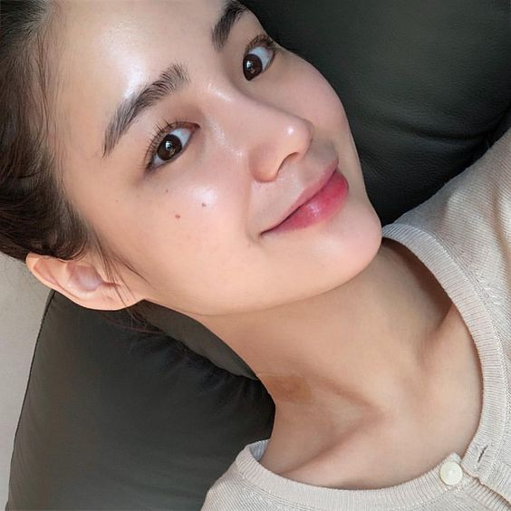 Tiết kiệm cả "núi" tiền làm đẹp chỉ với một chai dầu dừa Tiết kiệm cả "núi" tiền làm đẹp chỉ với một chai dầu dừa