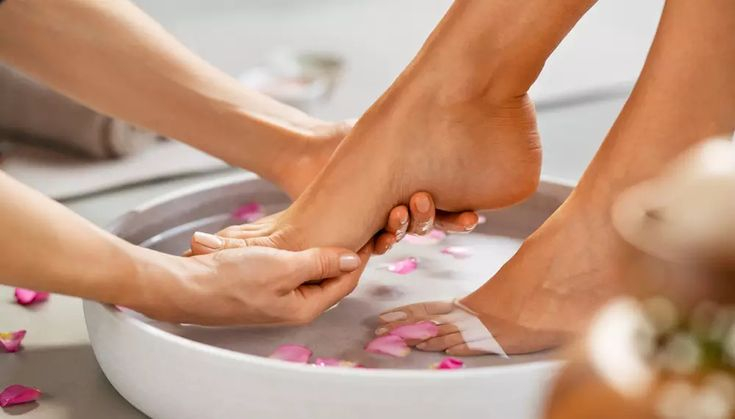 Tiết kiệm cả "núi" tiền làm đẹp chỉ với một chai dầu dừa Tiết kiệm cả "núi" tiền làm đẹp chỉ với một chai dầu dừa
