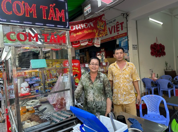 Hôm nay 14 âm lịch, nhiều quán ở TP.HCM tặng cơm chay miễn phí mùa Phật đản Hôm nay 14 âm lịch, nhiều quán ở TP.HCM tặng cơm chay miễn phí mùa Phật đản