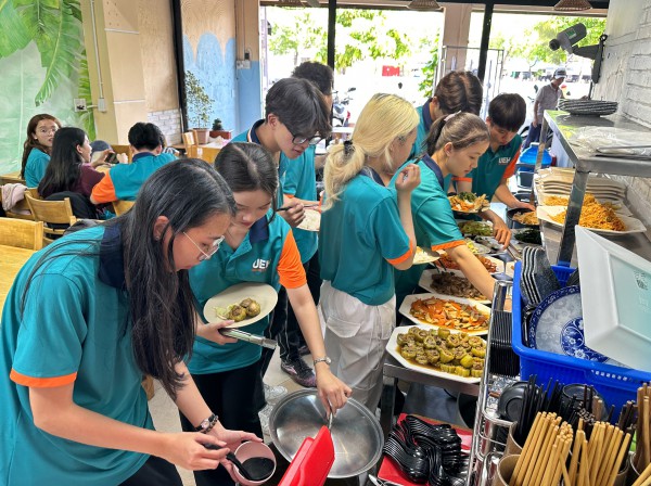 Những quán buffet chay 0 đồng bình dân từng 'gây sốt' ở TP.HCM, giờ ra sao? Những quán buffet chay 0 đồng bình dân từng 'gây sốt' ở TP.HCM, giờ ra sao?