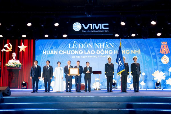VIMC vượt sóng vươn xa