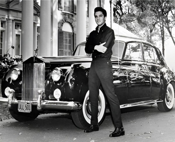 Rolls-Royce Phantom 100 năm thay đổi