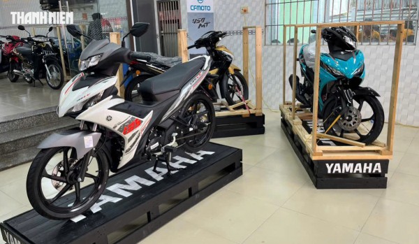 Vì sao xe máy phổ thông từ Malaysia về Việt Nam có giá gần cả trăm triệu? Vì sao xe máy phổ thông từ Malaysia về Việt Nam có giá gần cả trăm triệu?