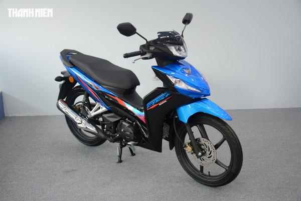 Vì sao xe máy phổ thông từ Malaysia về Việt Nam có giá gần cả trăm triệu? Vì sao xe máy phổ thông từ Malaysia về Việt Nam có giá gần cả trăm triệu?
