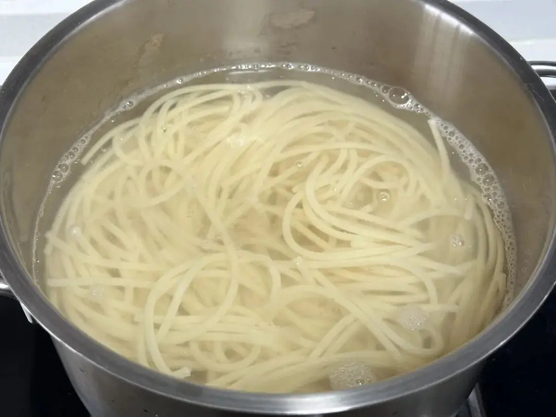Mì bò sốt tiêu đen chuẩn nhà hàng, làm siêu nhanh tại nhà