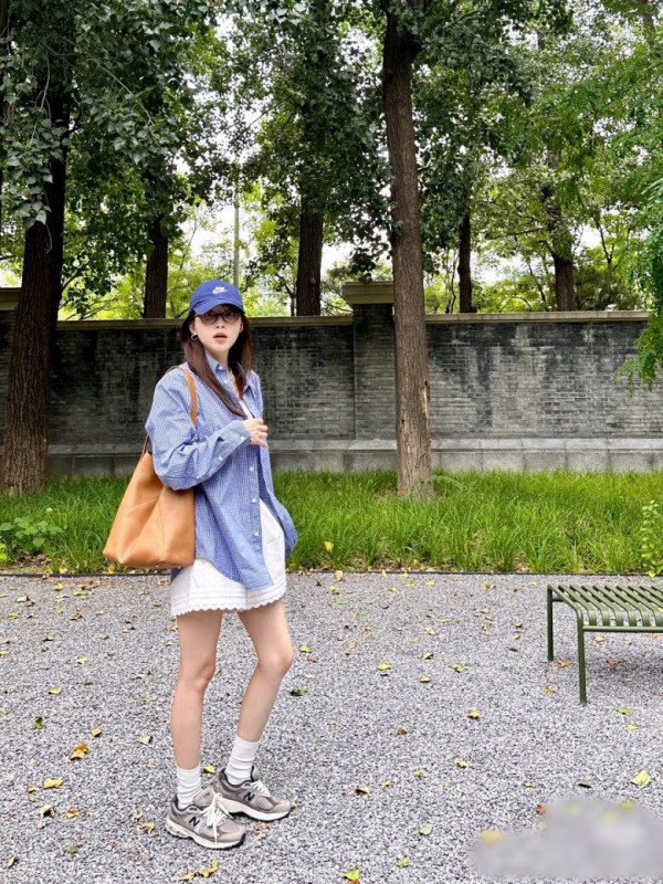 Phối sơ mi ca rô chuẩn xu hướng mùa hè Phối sơ mi ca rô chuẩn xu hướng mùa hè