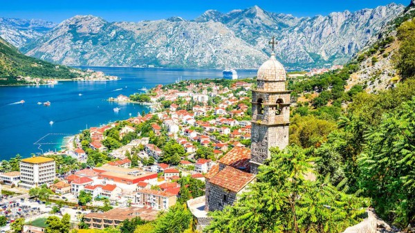 Hai đại diện Việt Nam trong danh sách 44 điểm đến đẹp nhất thế giới Hai đại diện Việt Nam trong danh sách 44 điểm đến đẹp nhất thế giới