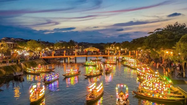 Hai đại diện Việt Nam trong danh sách 44 điểm đến đẹp nhất thế giới Hai đại diện Việt Nam trong danh sách 44 điểm đến đẹp nhất thế giới