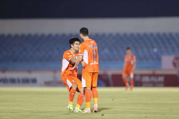Bảng xếp hạng V-League mới nhất: 'Nghẹt thở' cuộc đua trụ hạng, HAGL tốp 8 vẫn nguy cơ Bảng xếp hạng V-League mới nhất: 'Nghẹt thở' cuộc đua trụ hạng, HAGL tốp 8 vẫn nguy cơ