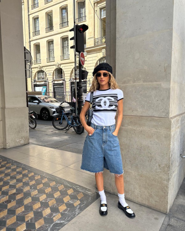 Bí quyết diện quần short denim mùa hè giúp "hack dáng" Bí quyết diện quần short denim mùa hè giúp "hack dáng"