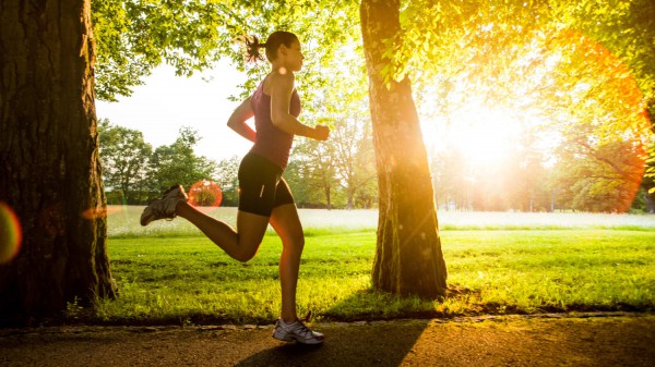 Phương pháp chạy và đi bộ trong 90 giây giúp giảm cân