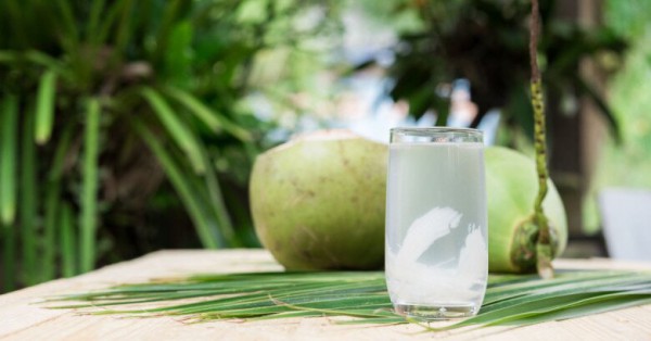 Thức uống giúp bảo dưỡng làn da sau khi đi nắng