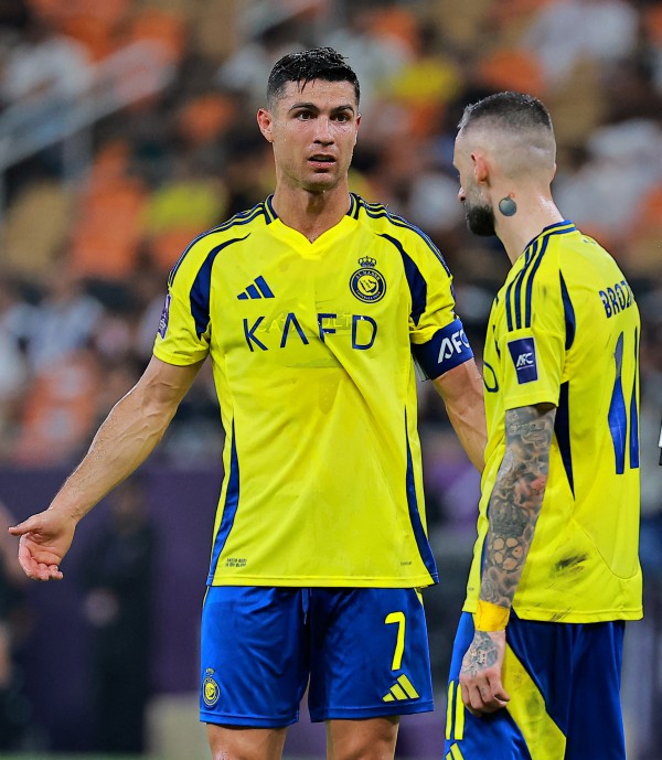 Bí ẩn tương lai của Ronaldo, Al Nassr có hành động bất ngờ Bí ẩn tương lai của Ronaldo, Al Nassr có hành động bất ngờ