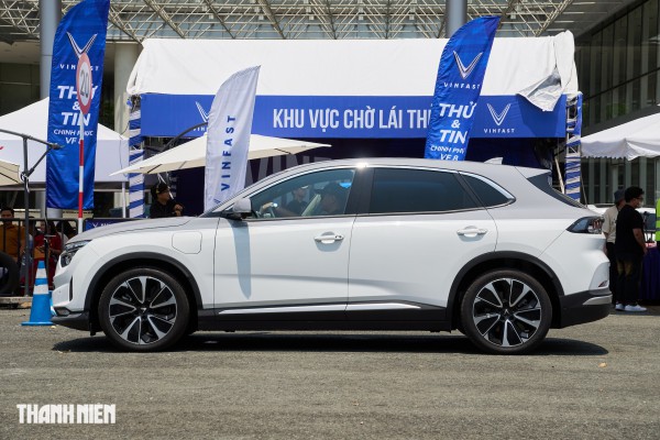 Chuyên gia nói gì về VinFast VF 8 sau khi lái trải nghiệm? Chuyên gia nói gì về VinFast VF 8 sau khi lái trải nghiệm?