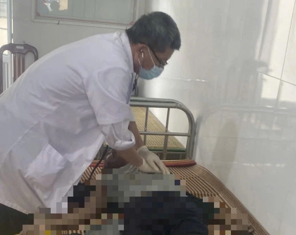 Đi làm về, người đàn ông bị sét đánh tử vong Đi làm về, người đàn ông bị sét đánh tử vong