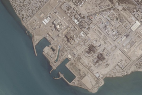 Iran tuyên bố 'vẫn tồn tại' nếu không đối thoại với Mỹ Iran tuyên bố 'vẫn tồn tại' nếu không đối thoại với Mỹ