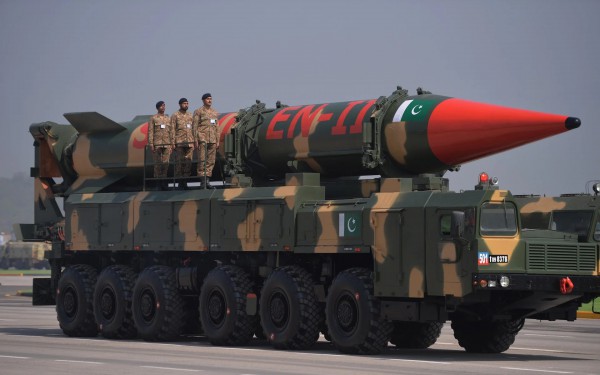 Tình báo Mỹ: Trung Quốc hỗ trợ Pakistan phát triển vũ khí hạt nhân Tình báo Mỹ: Trung Quốc hỗ trợ Pakistan phát triển vũ khí hạt nhân